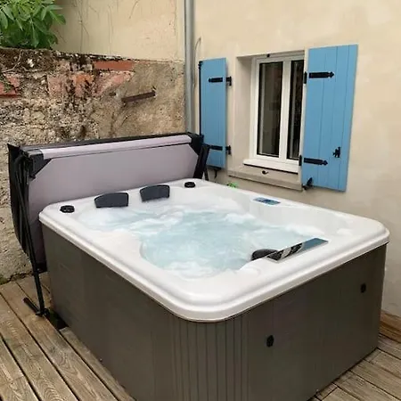Сasa de vacaciones La Petite Maison De Justin - Jacuzzi Privatif Bagnères-de-Bigorre