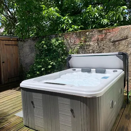 Сasa de vacaciones La Petite Maison De Justin - Jacuzzi Privatif